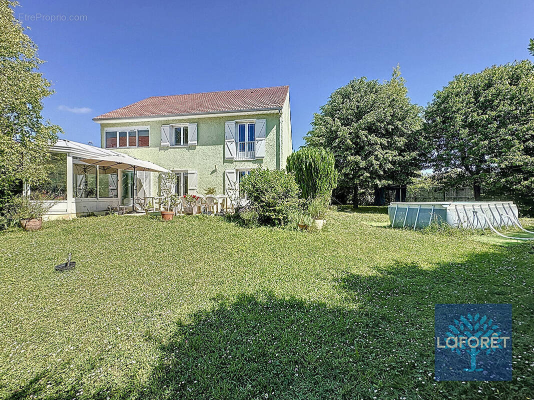 Maison à LA FERTE-ALAIS