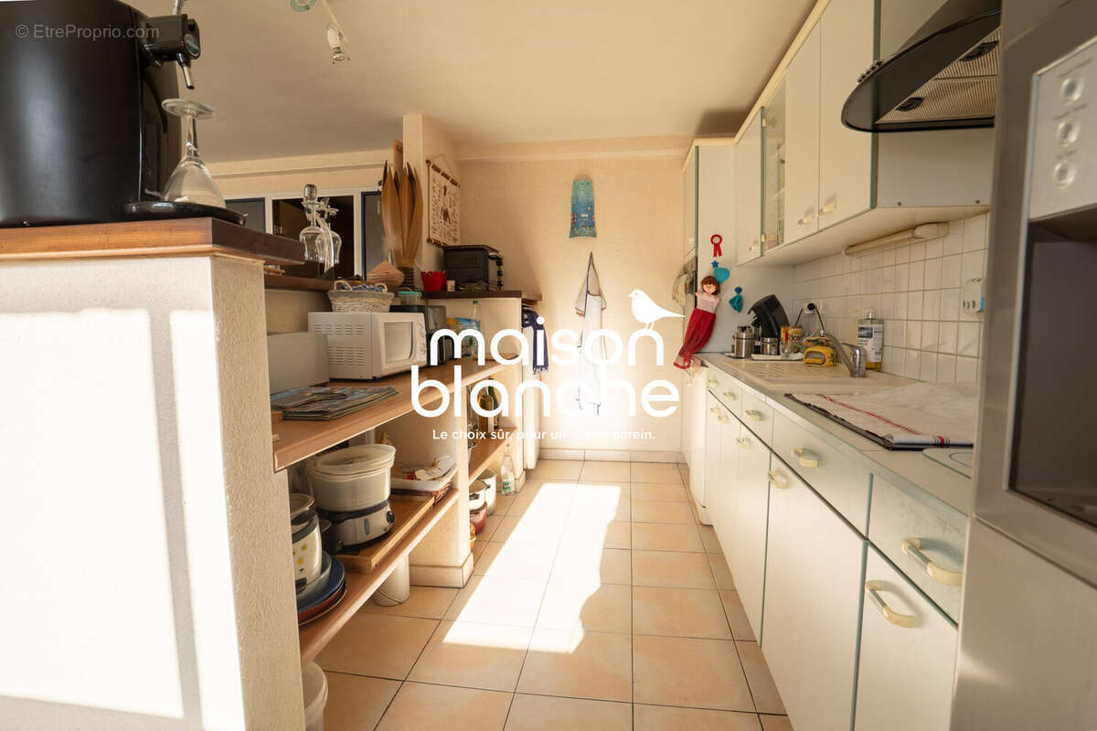 Maison 230 m² à Longeville-Sur-Mer  - photo 6