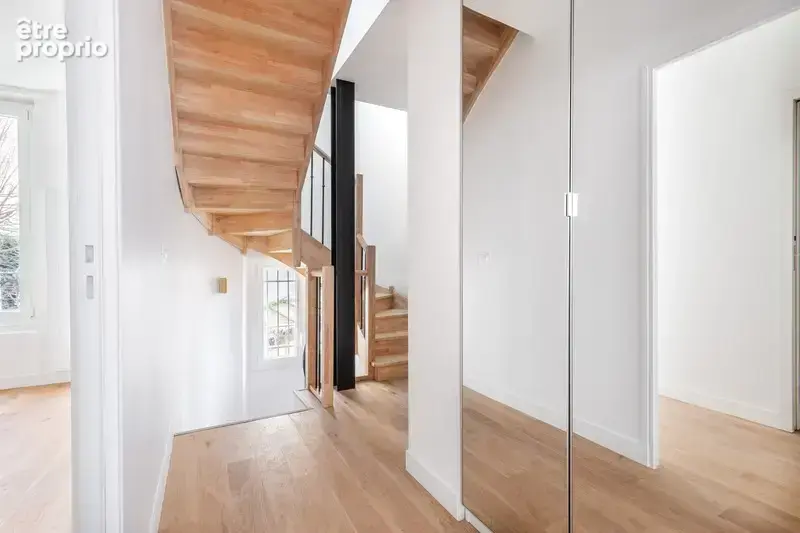 -92120 - montrouge - maison de ville /duplex - 6 piéces - 4 chambres - av de la republique - métro ligne 4 - 2 caves - photo 2