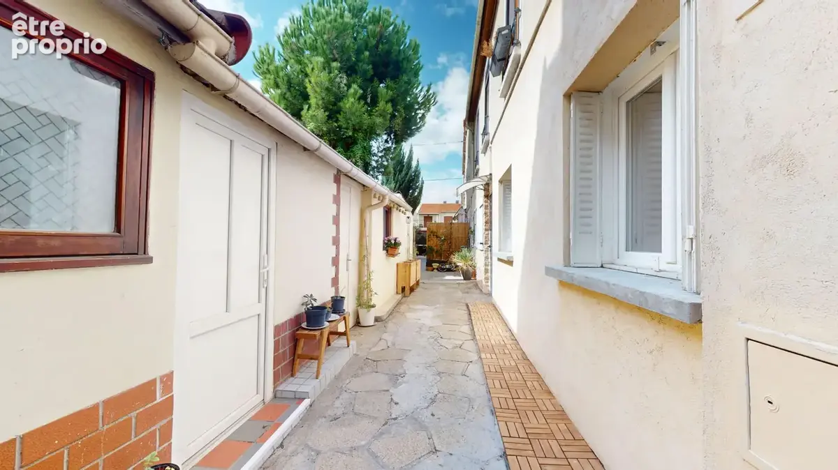 Appartement 2 pièces 26 m² · à Aubervilliers · 26 m² · 110 000 €