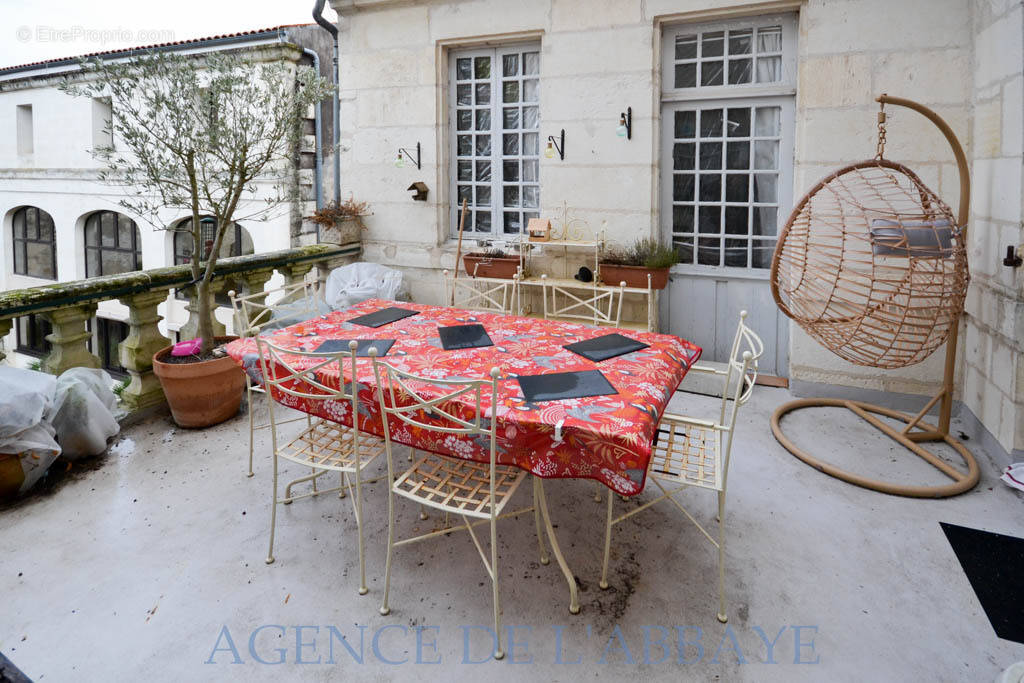 Appartement à SAINTES