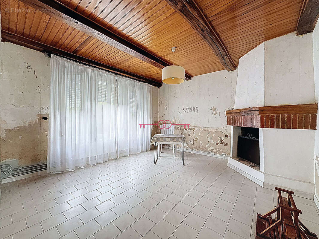 Maison à SUIPPES