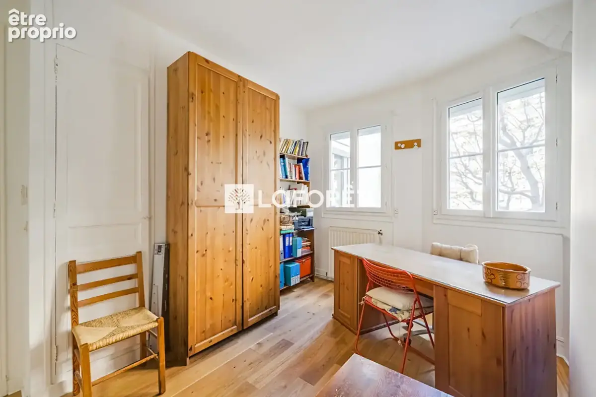 PARC MONTSOURIS - Appartement familial de 100 m² - 3 chambres -  BOX - Triple exposition - photo 7