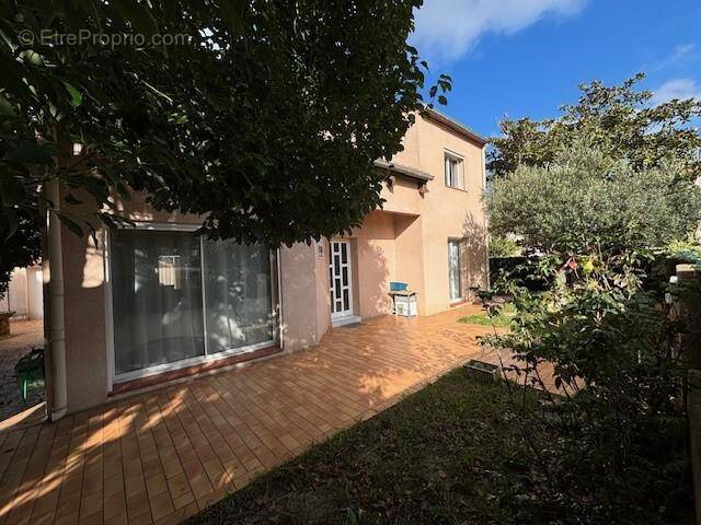   - Maison à TOULOUGES