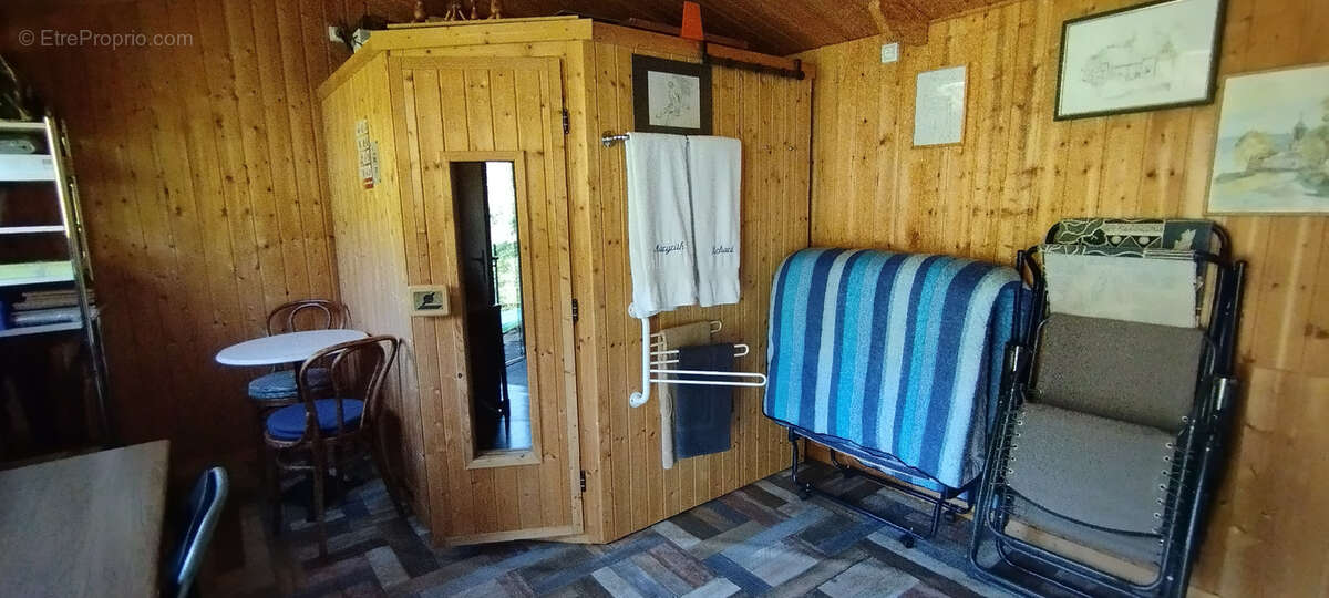 Maison isolée au sommet de 3 ha de bois - photo 15