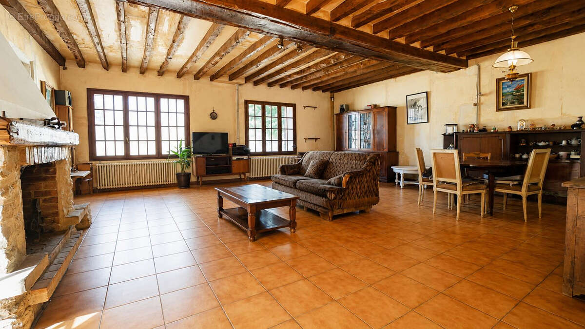 Maison à BOINVILLE-EN-MANTOIS