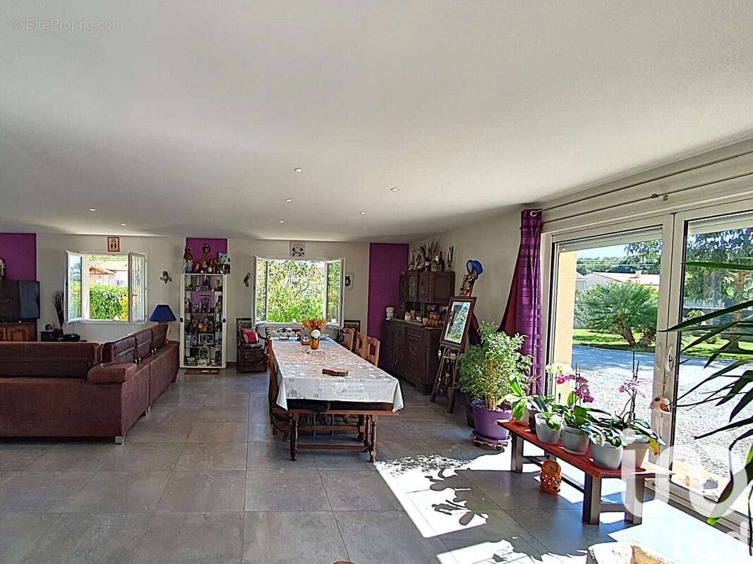 Photo 3 - Maison à VITRAC-SAINT-VINCENT