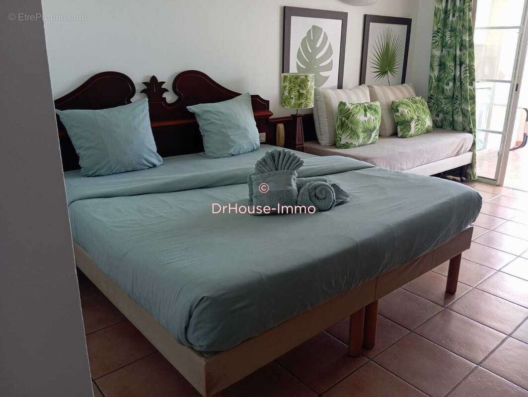 Appartement à SAINTE-LUCE