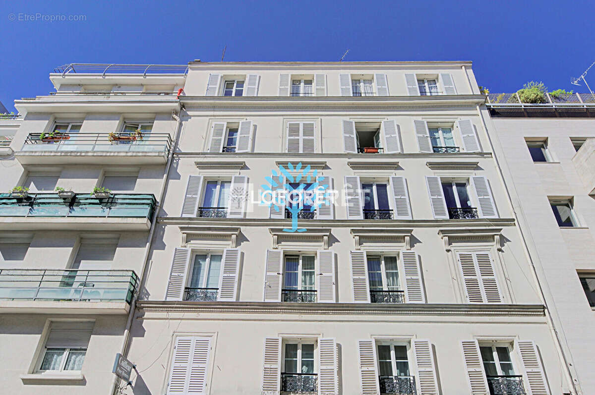 Appartement à NEUILLY-SUR-SEINE
