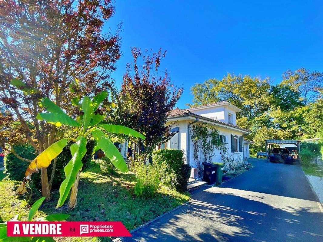 Maison à ARTIGUES-PRES-BORDEAUX