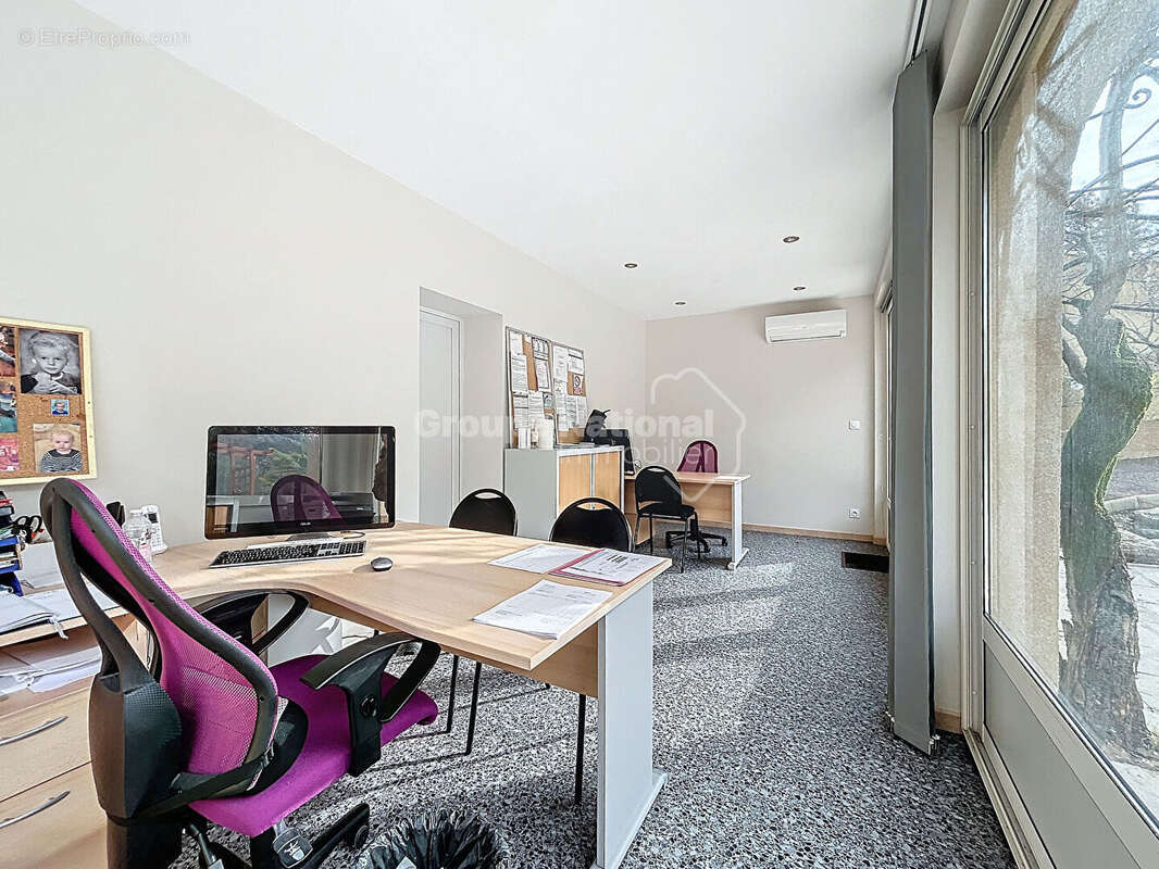 Maison à SAINT-RESTITUT