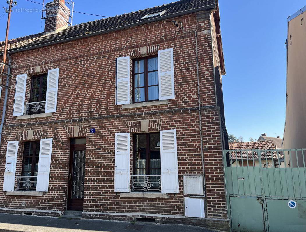 Maison à NOAILLES