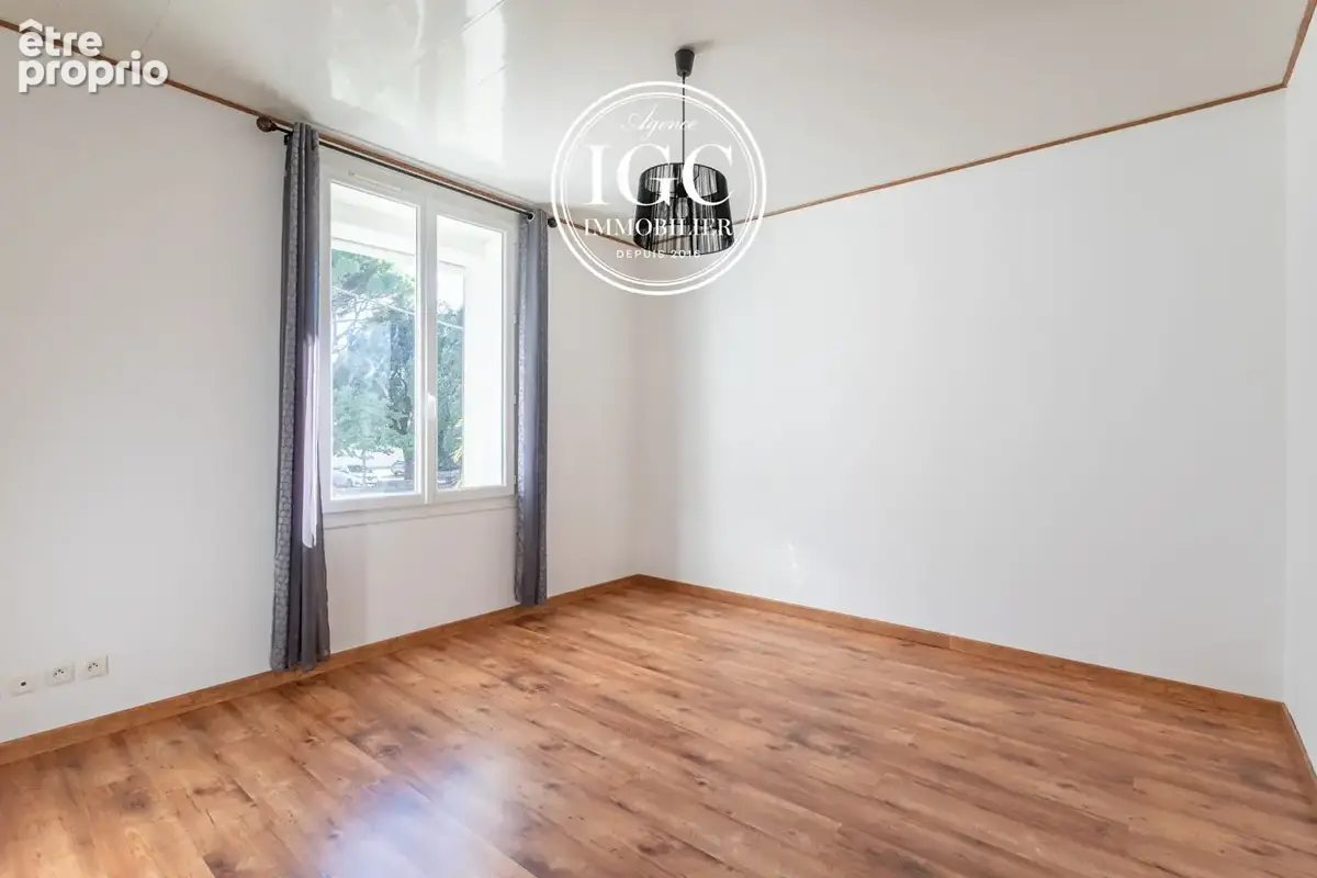 Maison T4 - 152 m² - Parcelle de 634 m² - CHATEAUNEUF LES MARTIGUES - photo 15