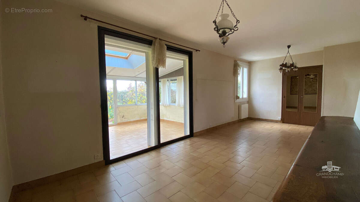 Maison à TREILLIERES