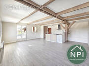 Appartement à VERT-SAINT-DENIS