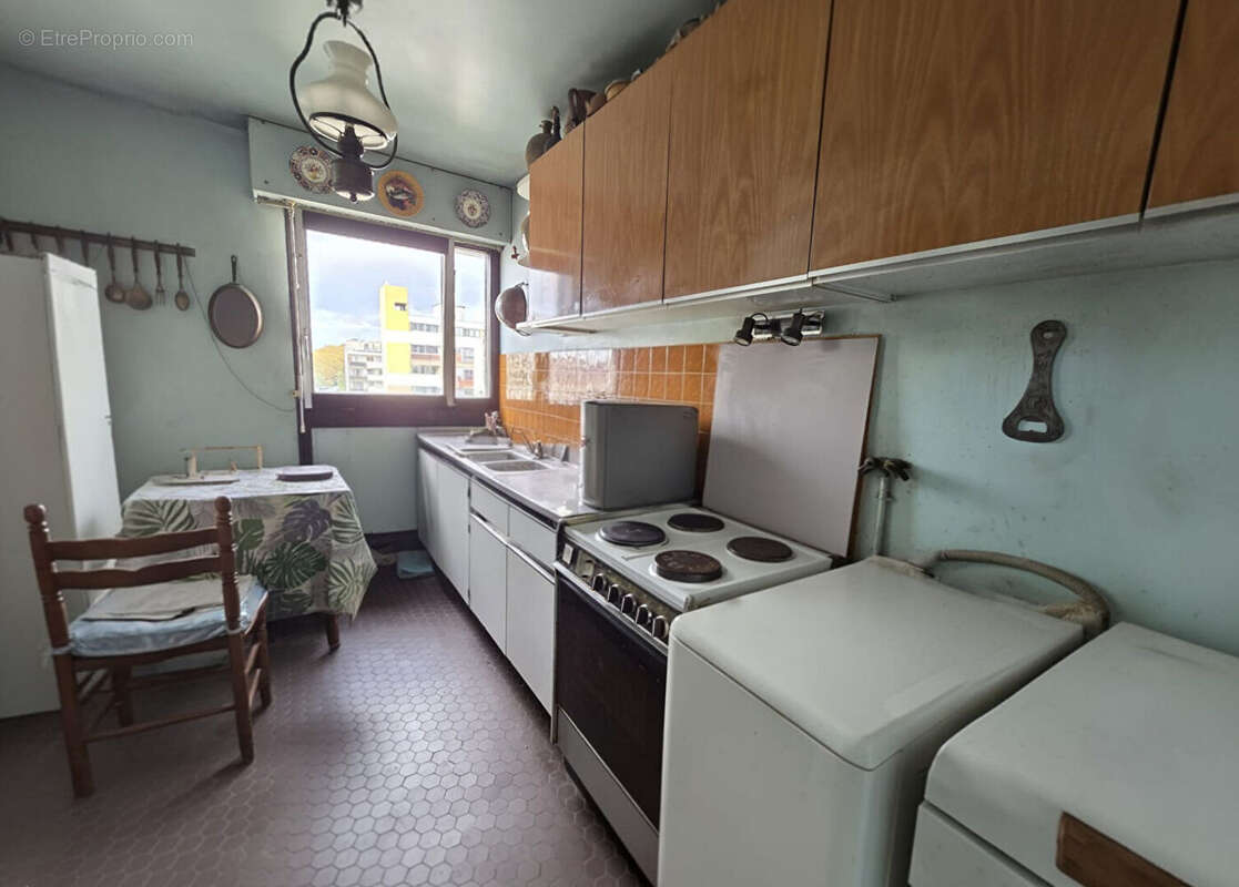 Appartement à PARIS-20E