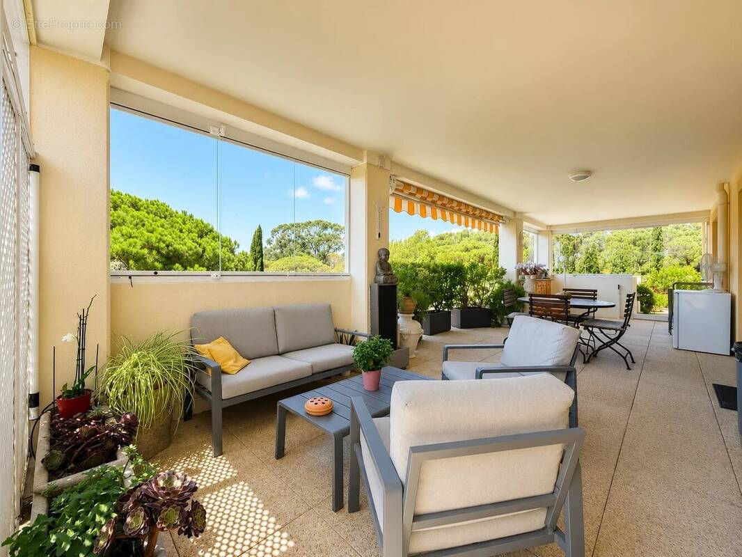 Appartement à FREJUS