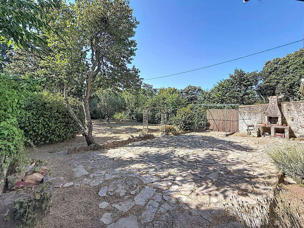 Maison à VILLENEUVE-LES-AVIGNON