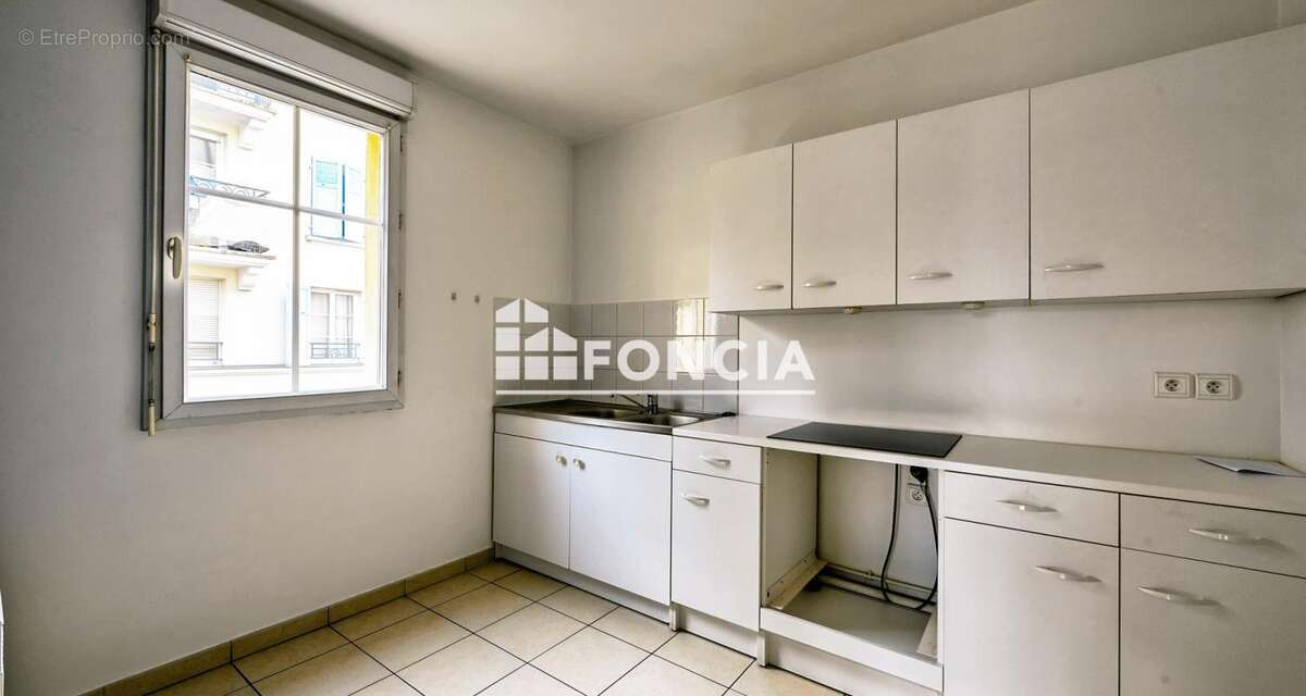 Appartement à VAUREAL