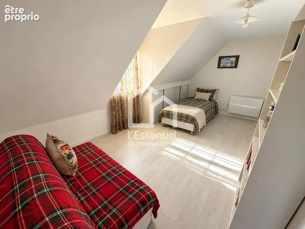 Maison -île Vaux sur Seine - 124 m² au sol - 4 chambres - 612 m² terrain - ponton privatif - photo 15