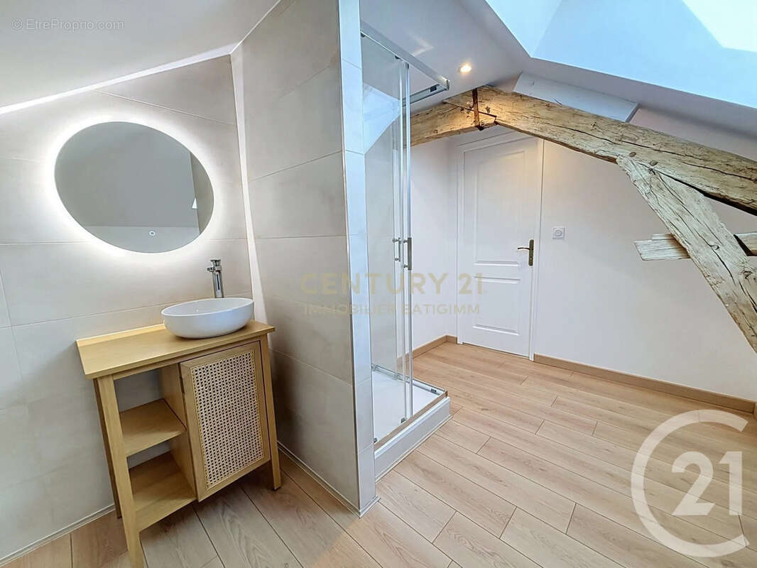 Maison 111 m² à Bourgoin-Jallieu  - photo 14