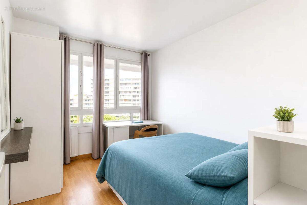 App. 4 pièces 86 m² Nanterre Préfecture loué - photo 5