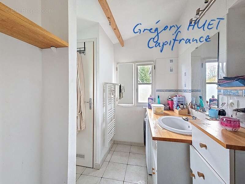 Maison à GIVERVILLE