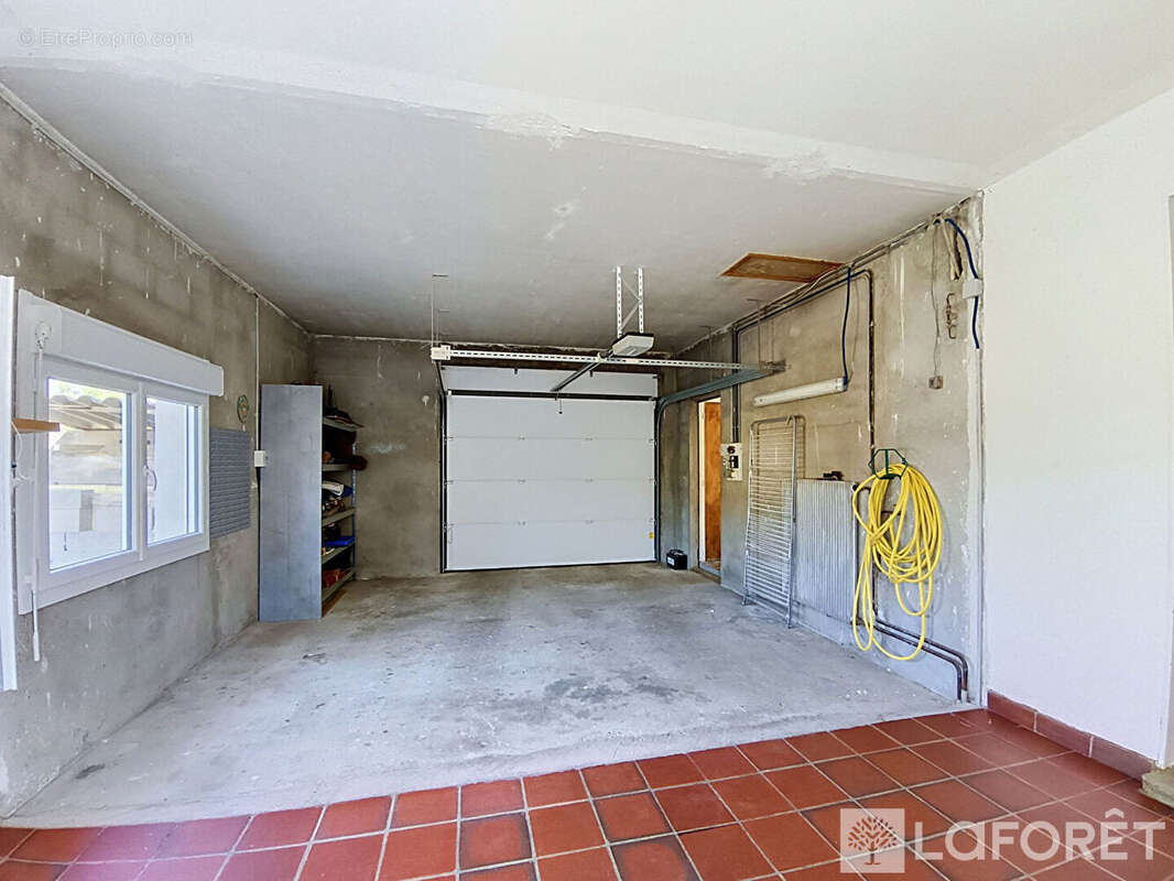 Maison familiale 142 m² avec hangar de 155 m² - photo 13