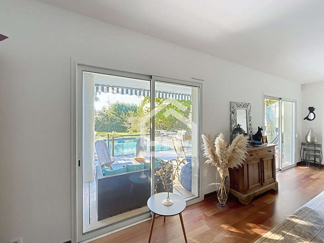 Maison à LE TAILLAN-MEDOC