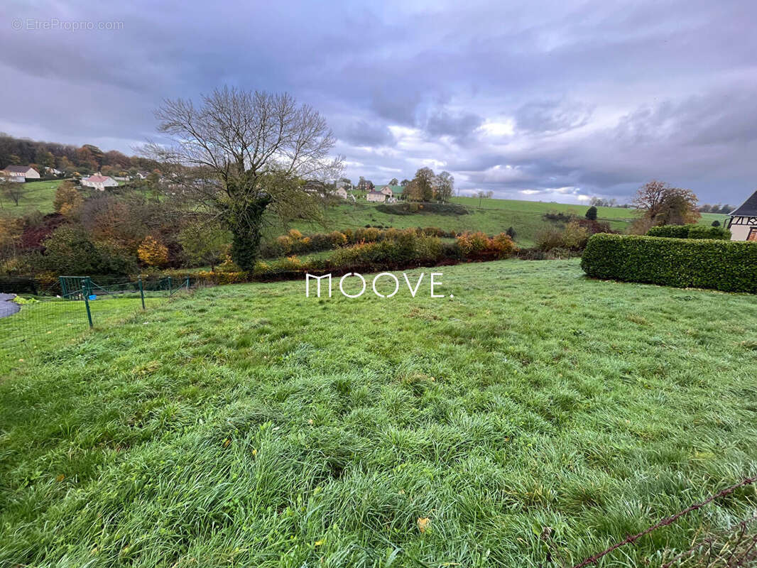 Terrain à VILLERS-ECALLES