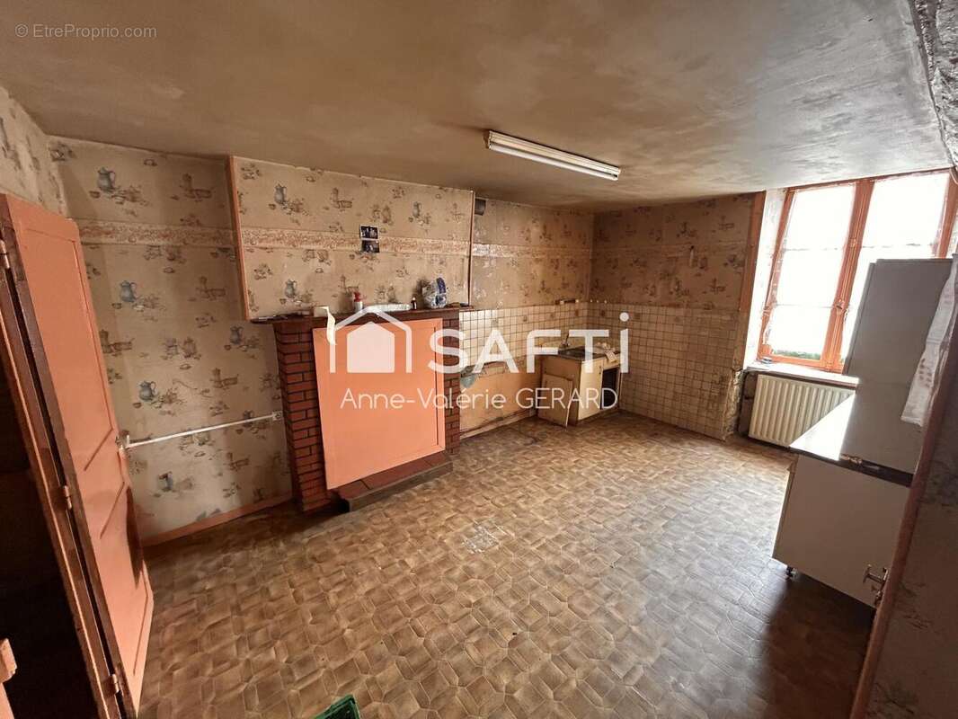 Photo 3 - Maison à FOUGEROLLES-DU-PLESSIS