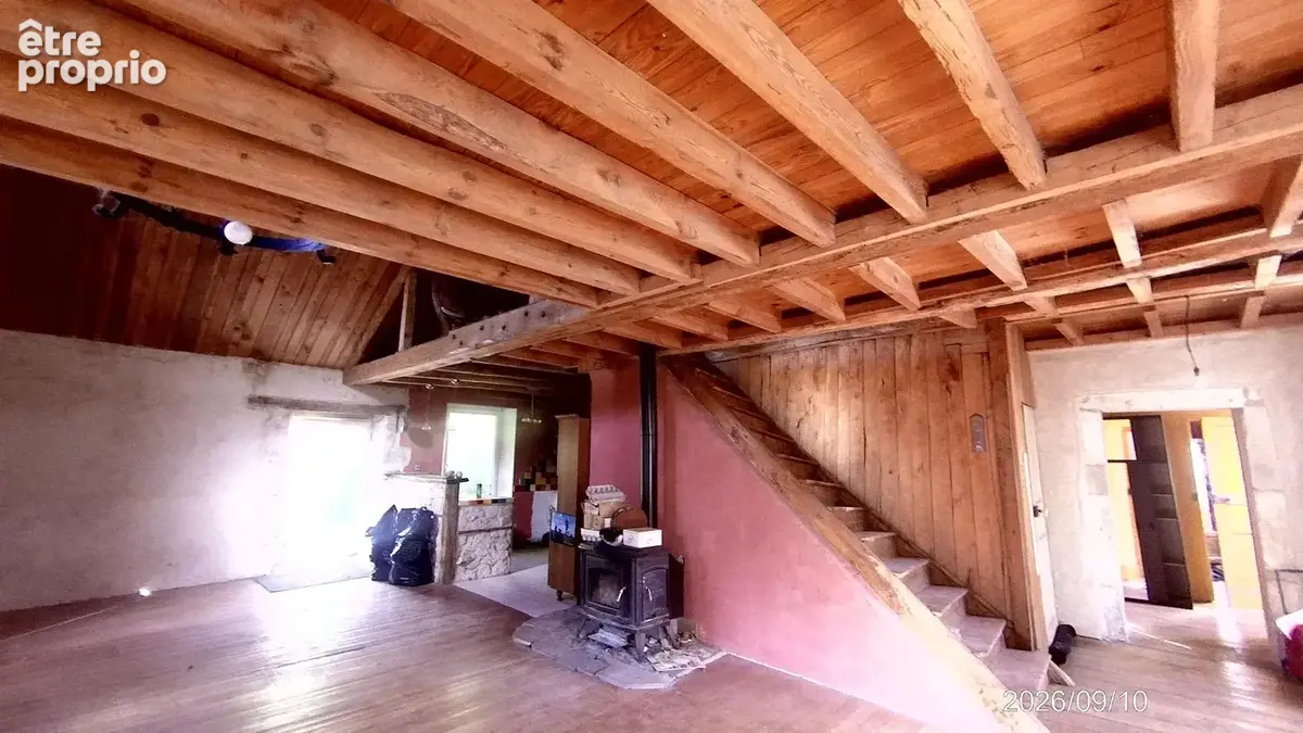 Maison de caractère à rénover- Fort potentiel - photo 4