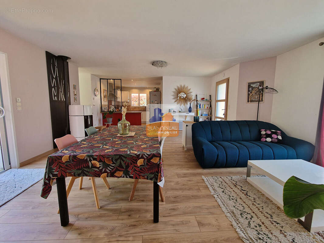 Maison à BOUGUENAIS