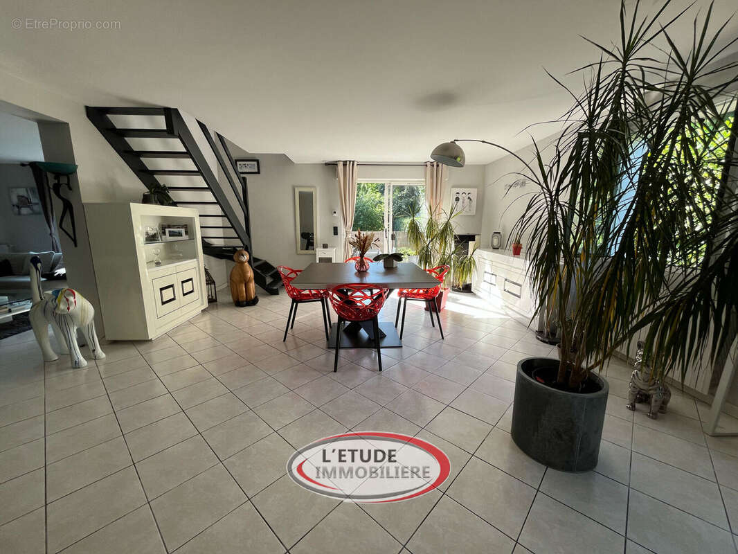 Photo 2 - Maison à LA CHAPELLE-SUR-ERDRE