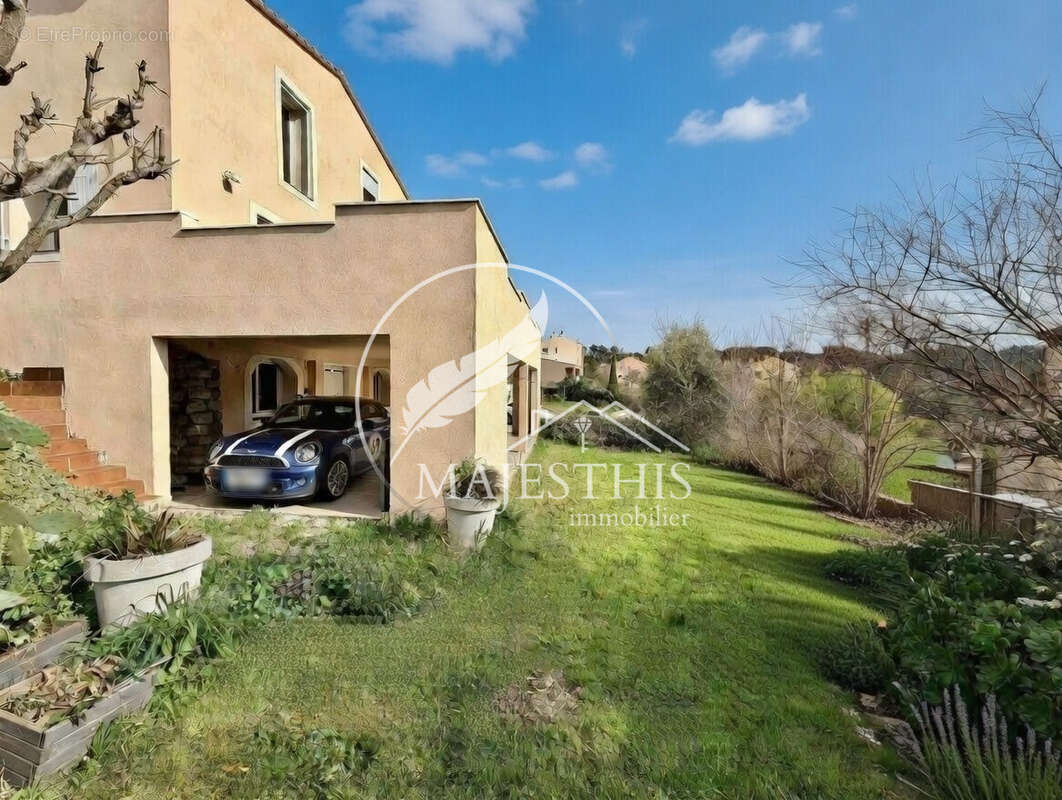 Maison à PIERREFEU-DU-VAR