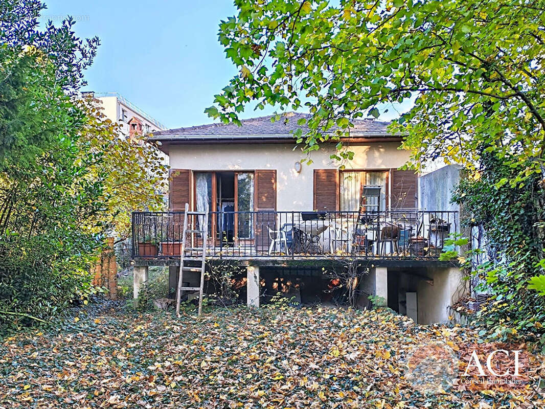 Maison à RUEIL-MALMAISON