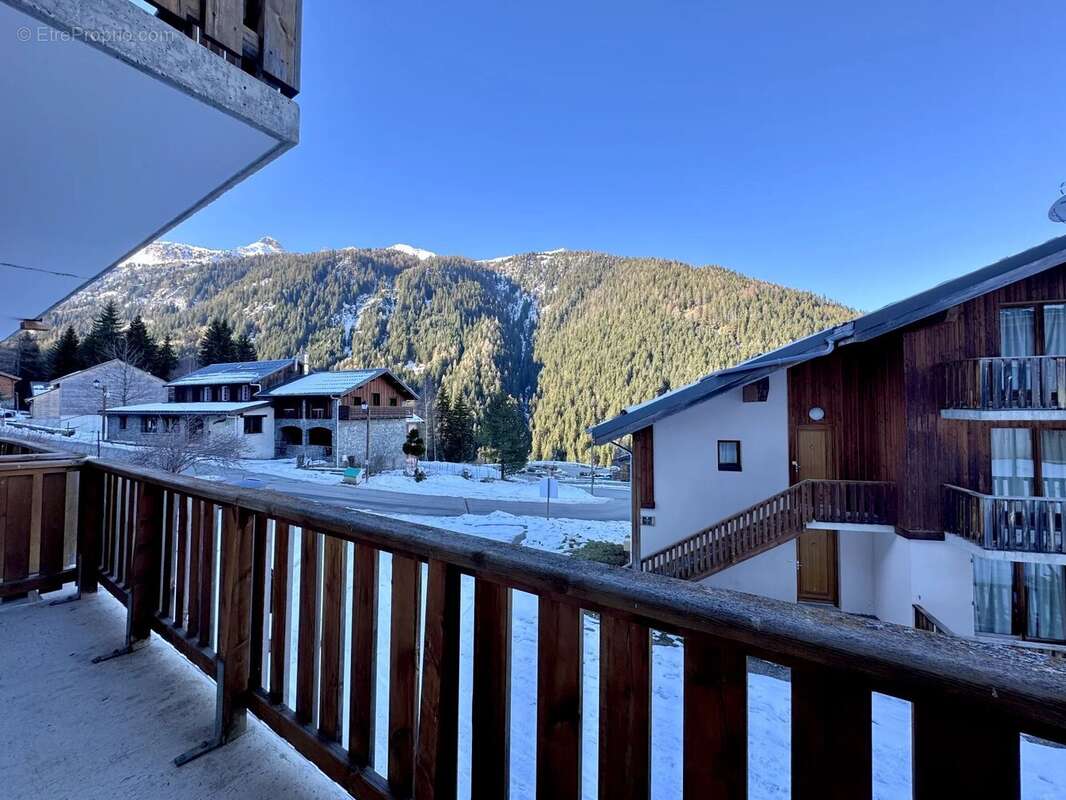 Appartement à AVRIEUX