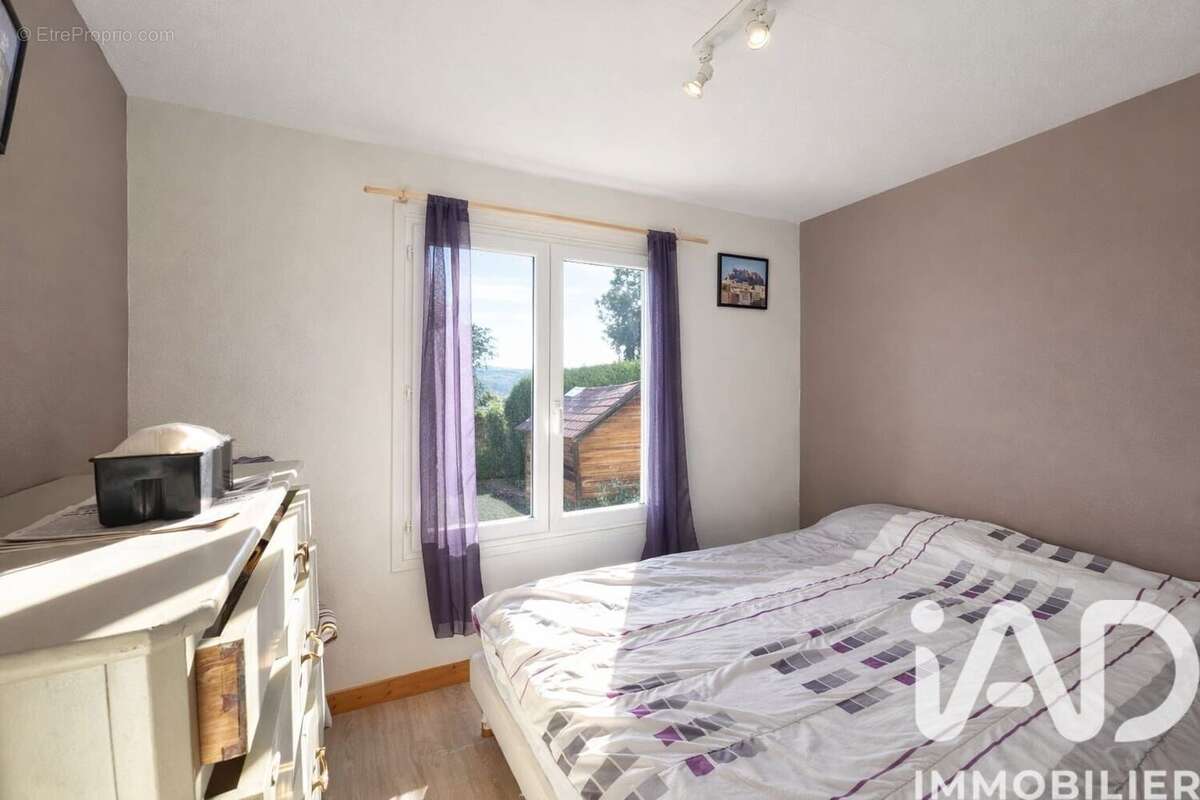 Photo 8 - Maison à ROQUEBRUNE-SUR-ARGENS