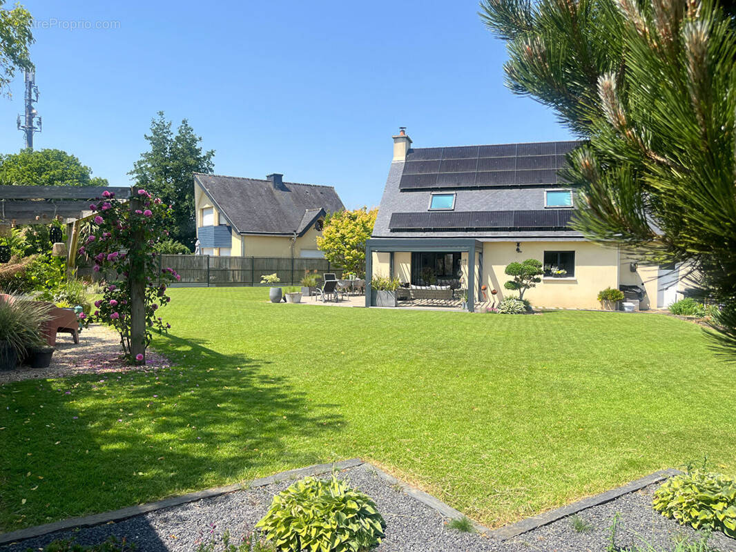 Maison à PLOUGONVEN
