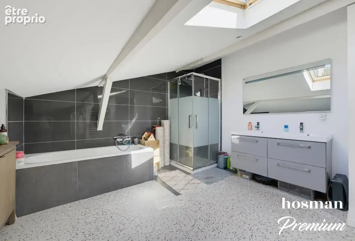 Sublime maison 6 pièces 155 m² avec terrasse - Proche Jardin public - Rue Montgolfier, Bordeaux - photo 15