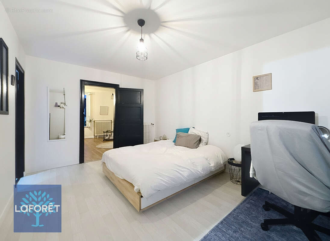 Appartement à FOUGERES