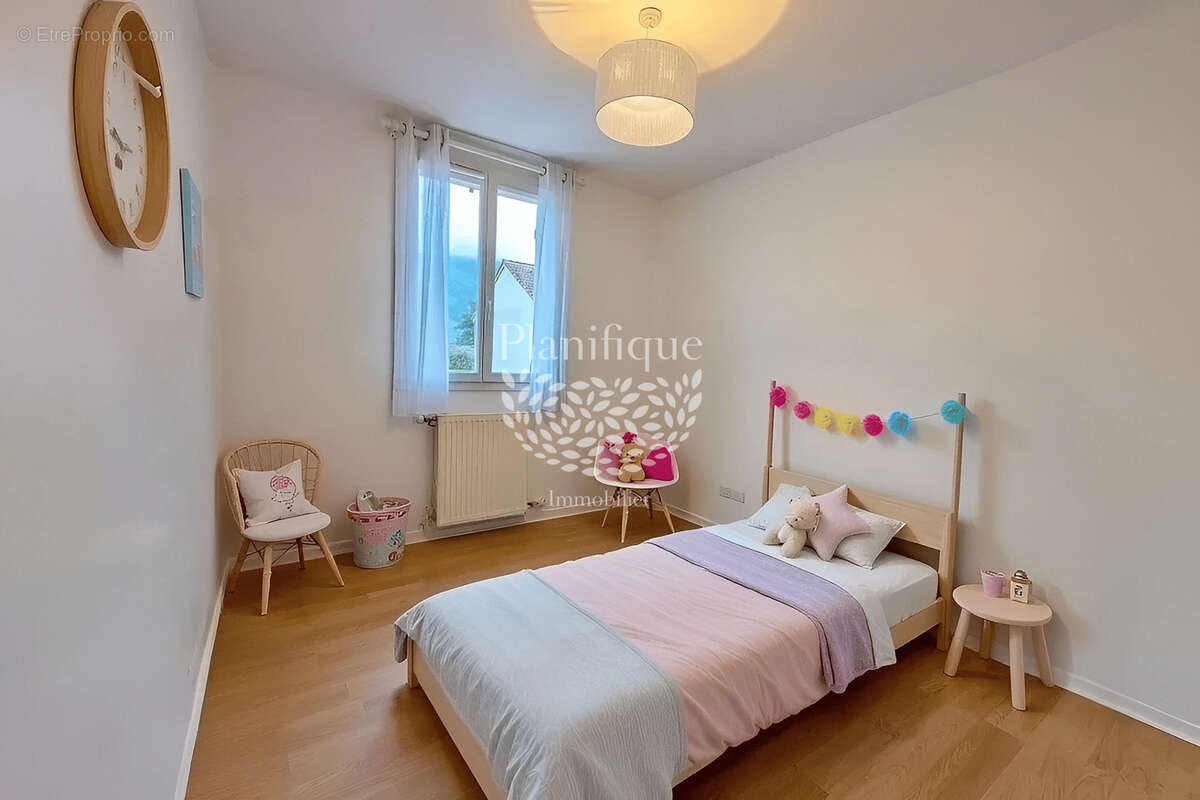 Maison à BONNEVILLE