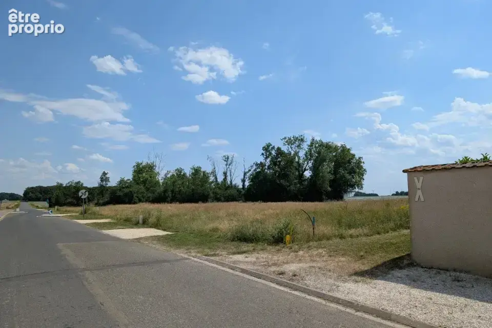 Terrain à MONTAINVILLE