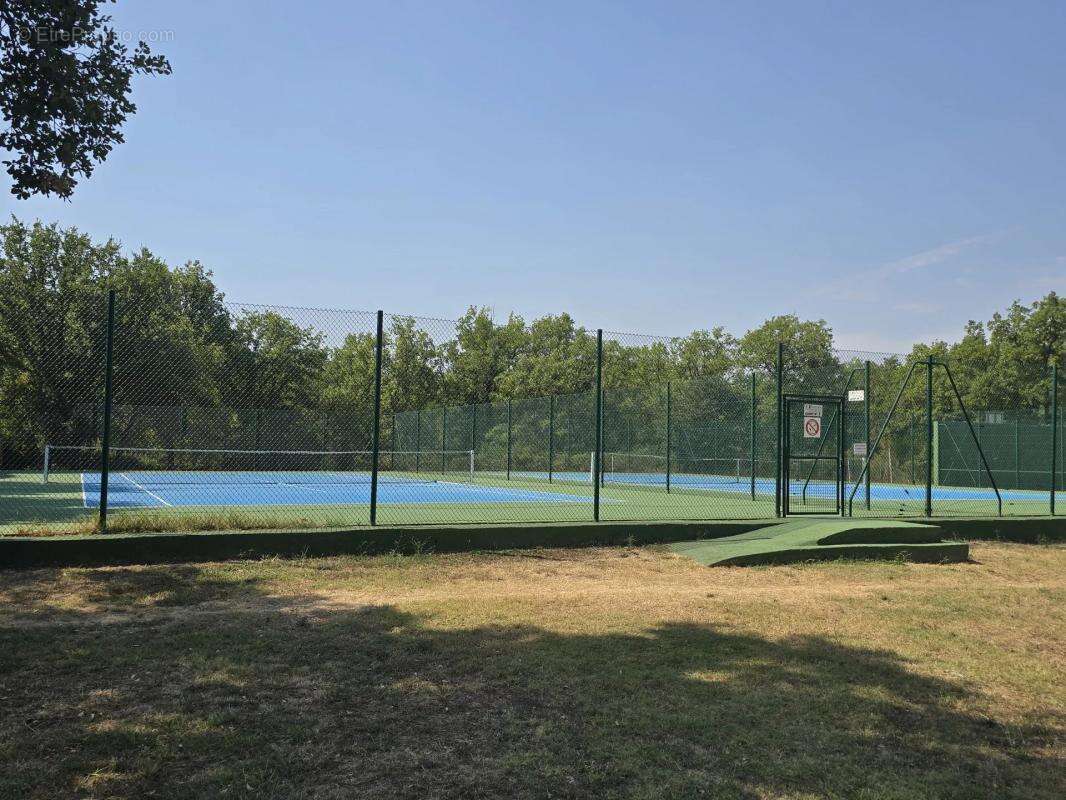 Maison à TOURRETTES