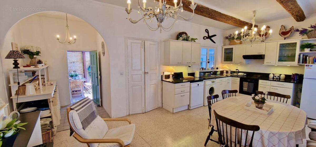 Maison à NEZIGNAN-L&#039;EVEQUE