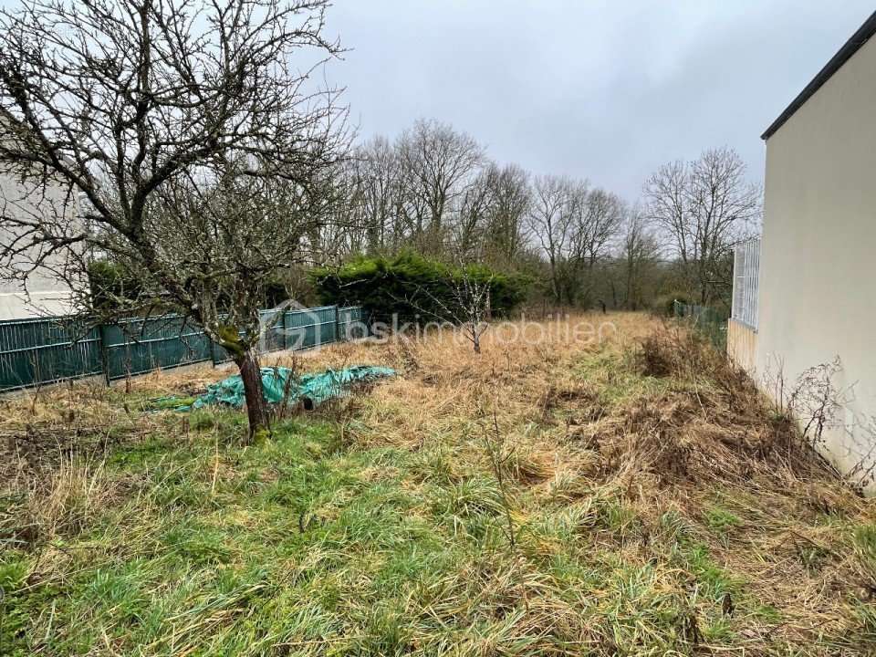 Terrain à GUERARD