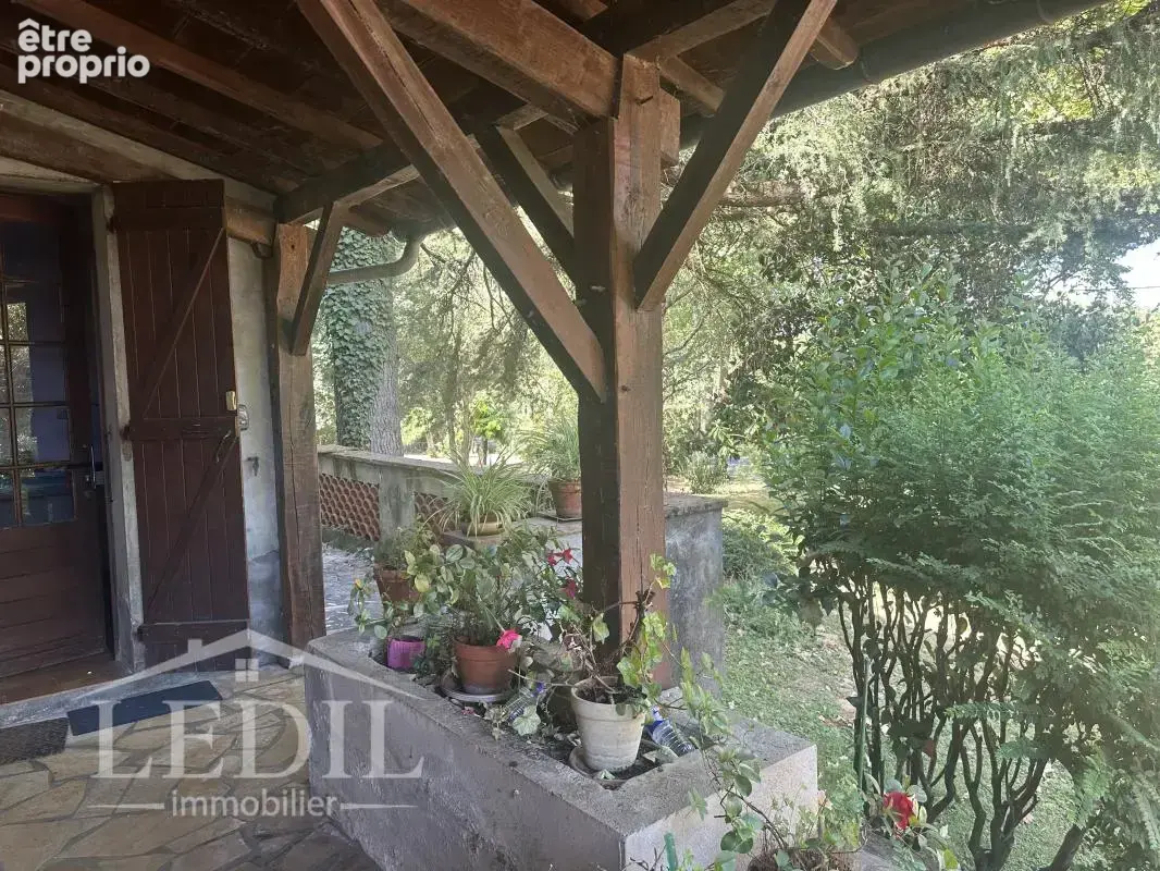 Grande maison proche du centre ville - photo 9