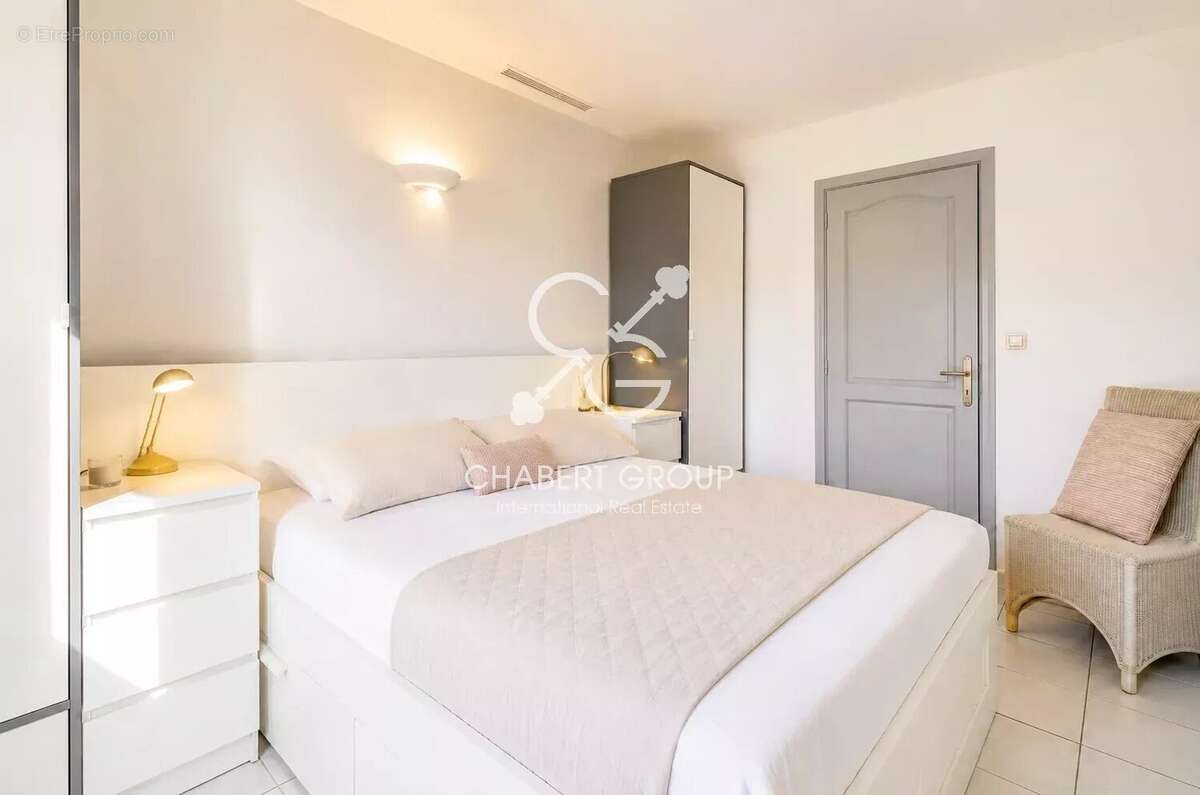 Exclusivité - villefranche-sur-mer - appartement - 3 pièces - 47 m² - splendide vue mer - meublé - photo 5