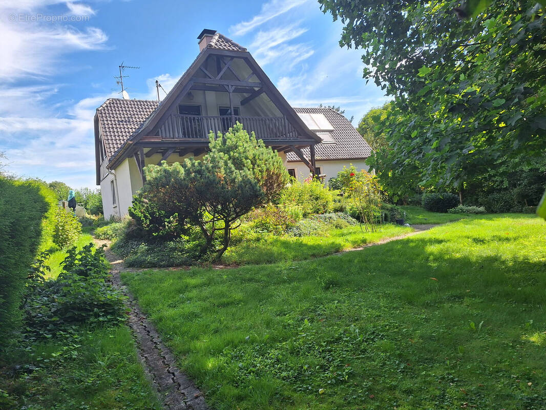 Maison à OBERHOFFEN-LES-WISSEMBOURG