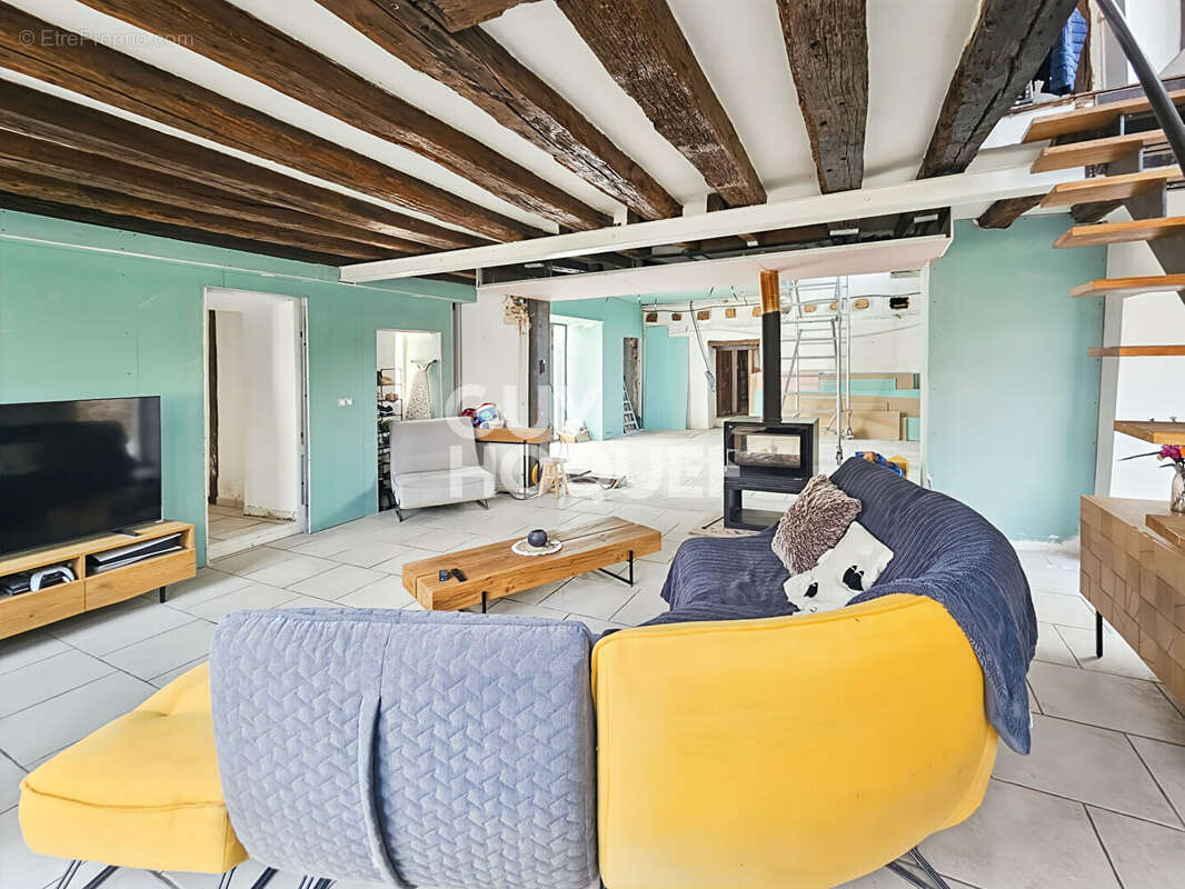 Maison à CHAUMES-EN-BRIE